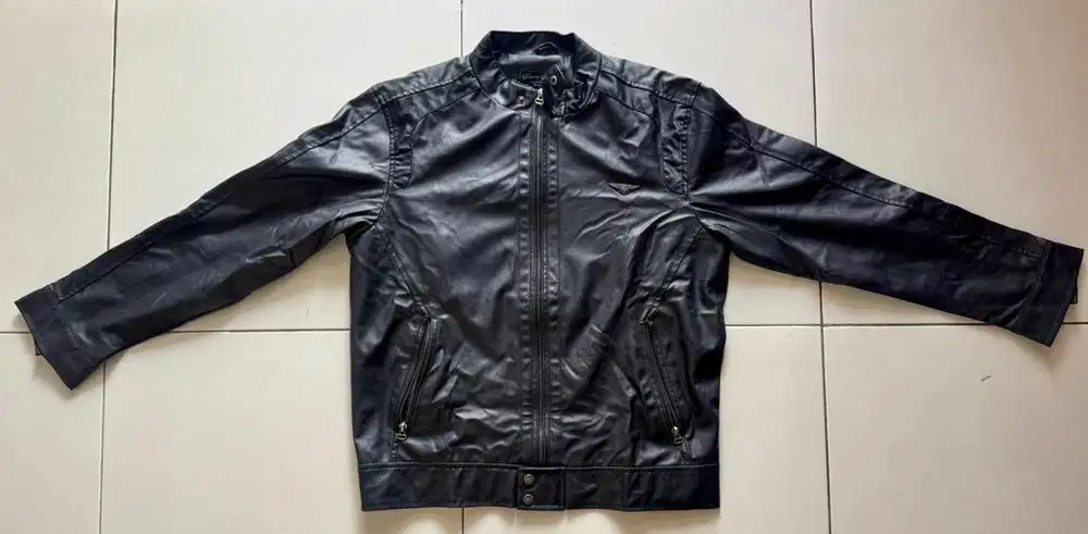 Dijual Jaket Kulit Merk Giani Gracio