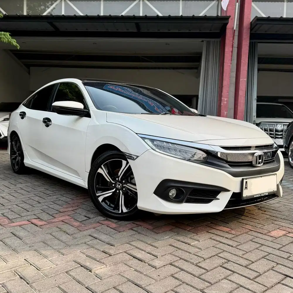 Honda Civic Turbo ES Sedan 2018 Siap Pakai