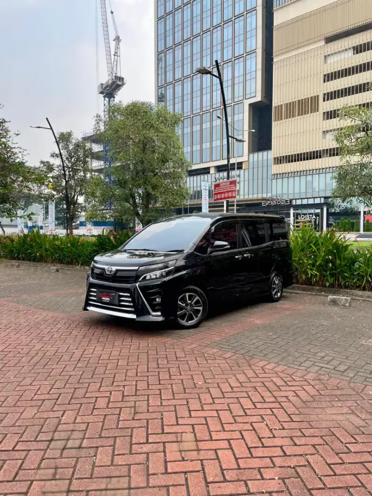 Toyota Voxy 2.0 Matic 2020 MOBIL FULL RECORD TERAWAT