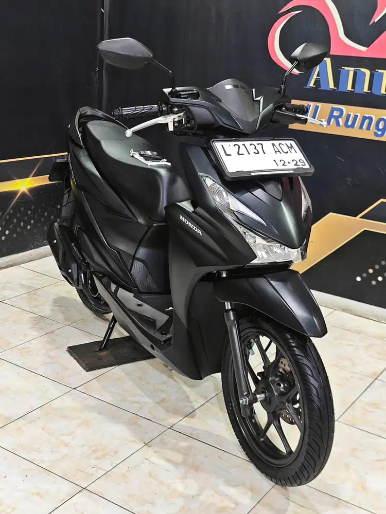 Honda New Beat Delux ISS Keyles TH 2024 odo 6rb hitam doff