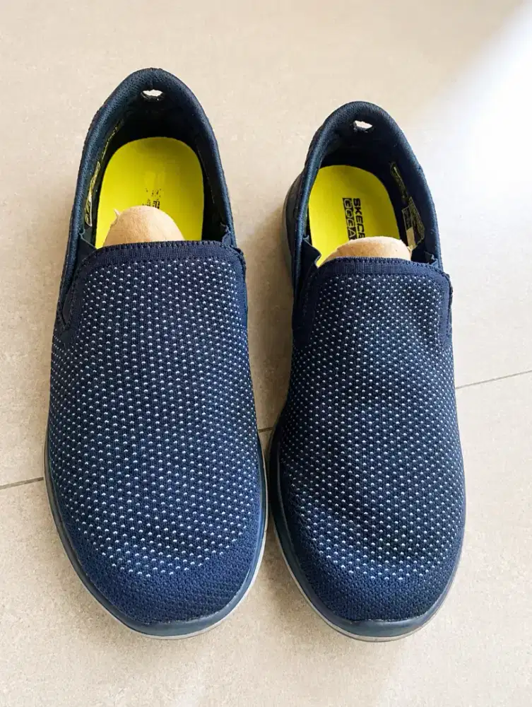 Skechers Goga Max Slip On Navy Original Size 41