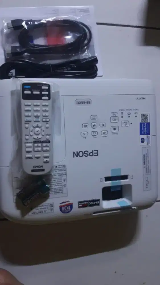 Jual projector Epson EB-E600