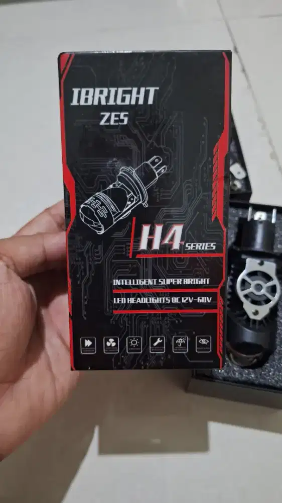 Lampu Ibright ZE5 H4