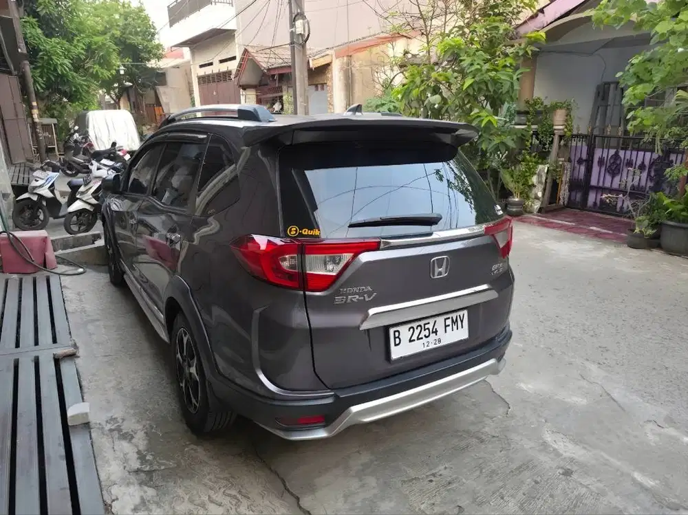 Honda BR-V BRV Prestige CVT Matic AT Tahun 2016 Abu , 2018
