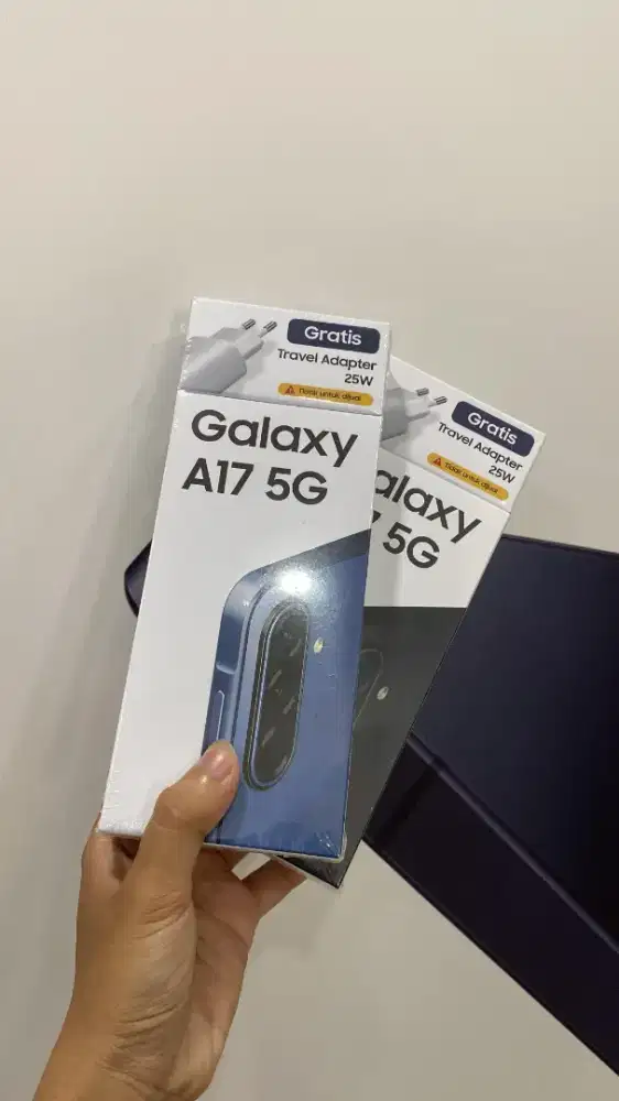 Redy Samsung galaxy A17 5g 8/256 NEW garansi resmi 1thn