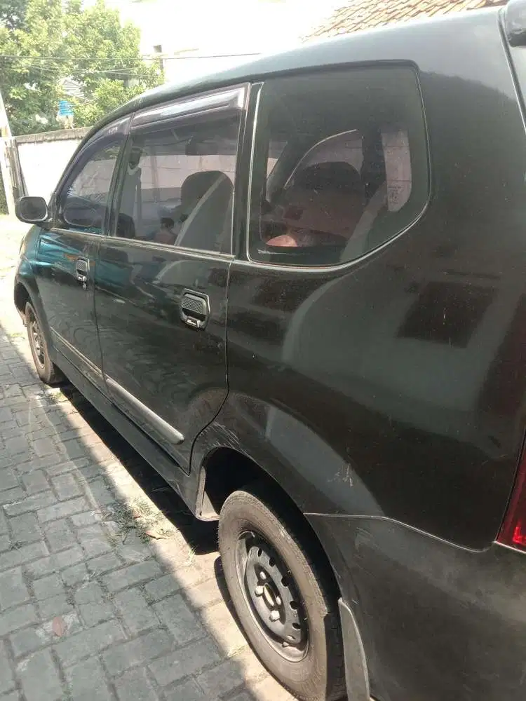 Daihatsu Xenia 2005 Bensin