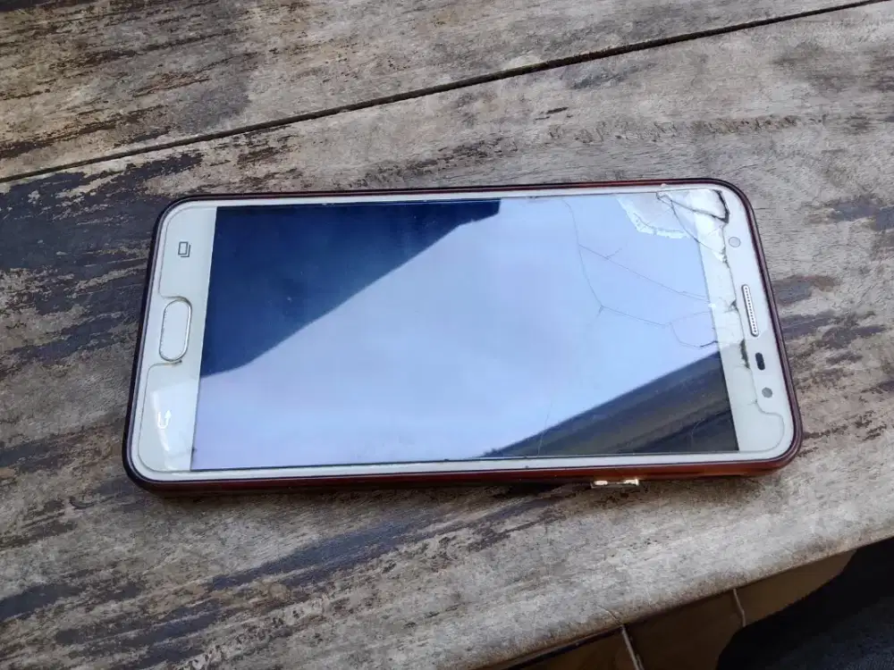SAMSUNG GALAXY J7 PRIME
