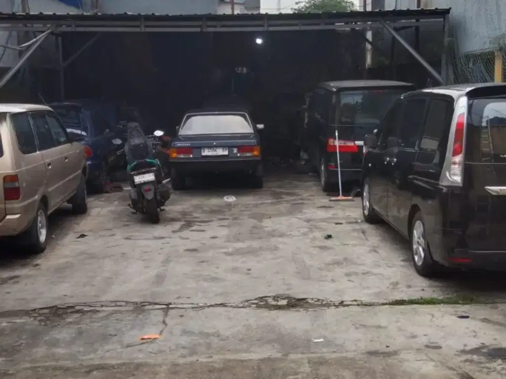 Dijual CEPAT  Bengkel Luas 234m2 di Cipedak Jakarta Selatan masih bisa Nego
