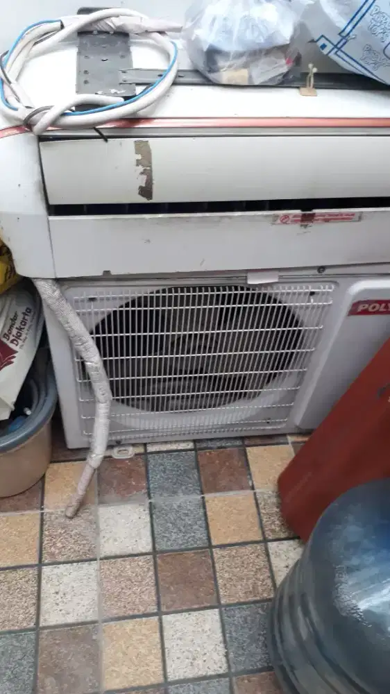 Ac polytron indoor dan outdoor masih bagus