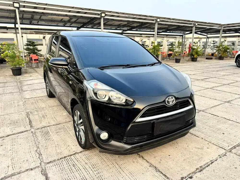 [LOW KM 40.000] TOYOTA SIENTA V CVT 2018 HITAM ISTIMEWA TT Q AT 2019