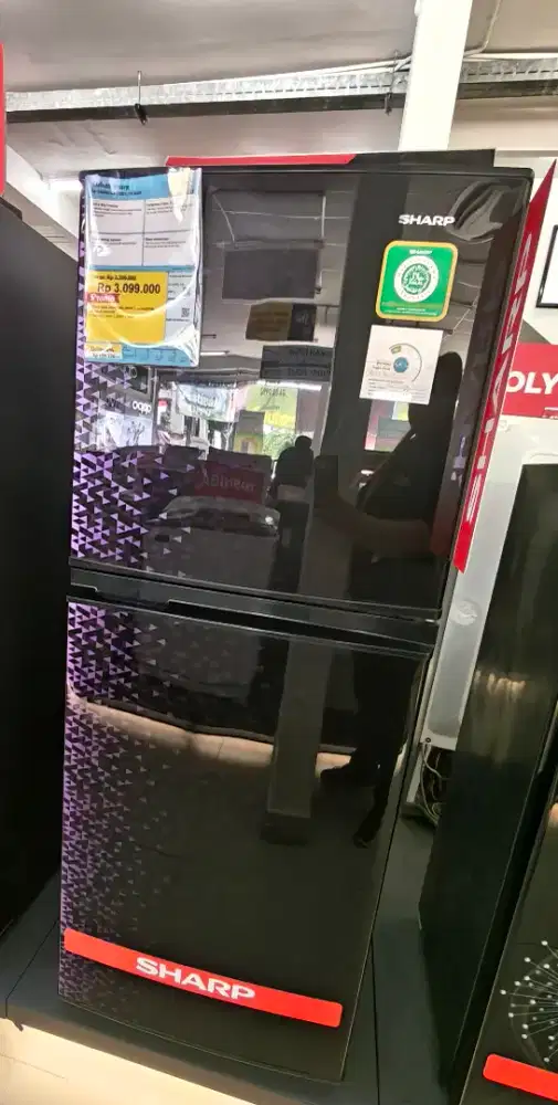 Cicilan kulkas 2 pintu ckup KTP aja di Home Credit dptkan promo lainya