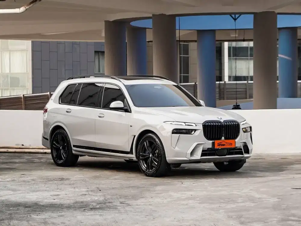 BMW X7 XDRIVE40i M Sport AT 2023 Km 15 Rb