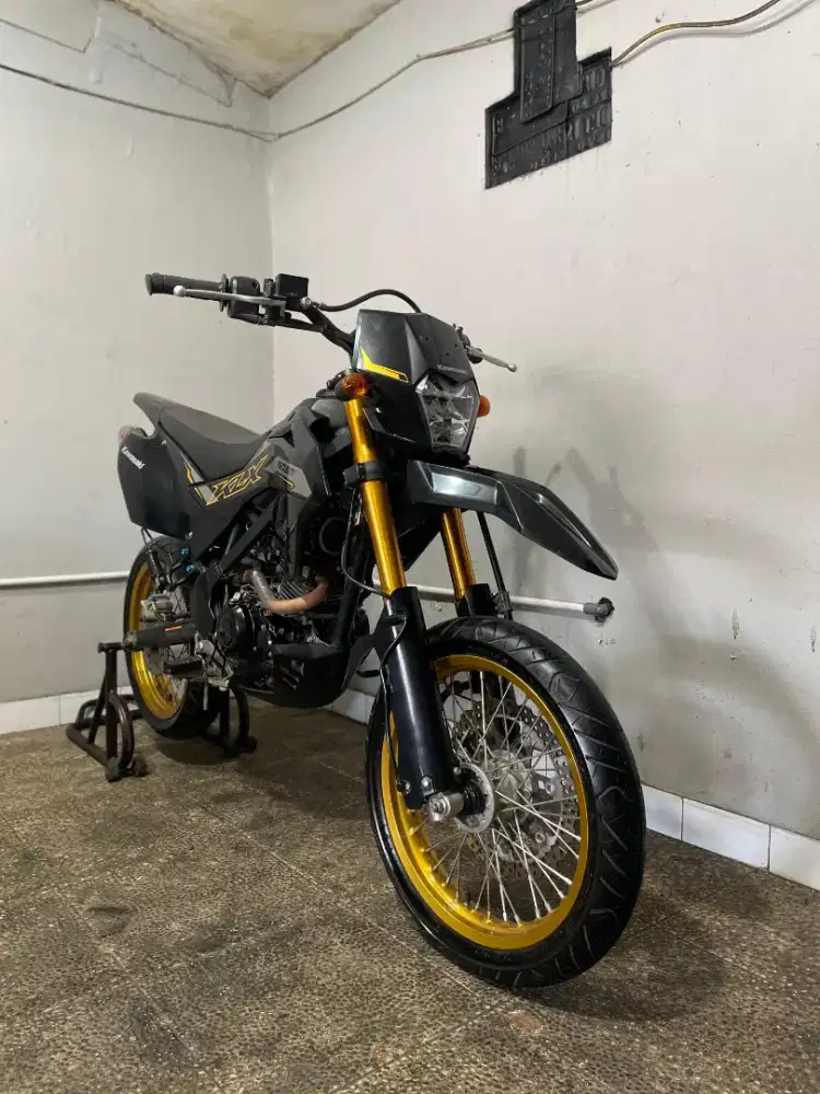 KAWASAKI KLX150 SM SE 2024