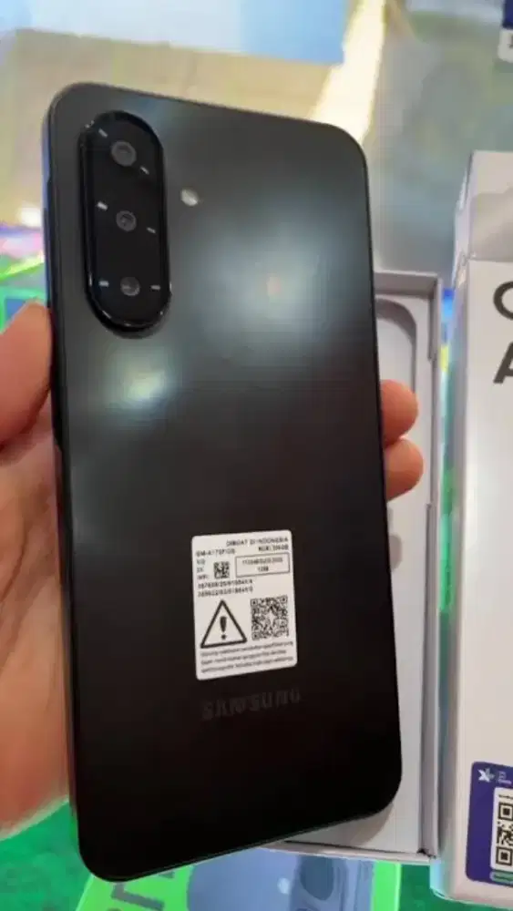 Samsung A17 8/128