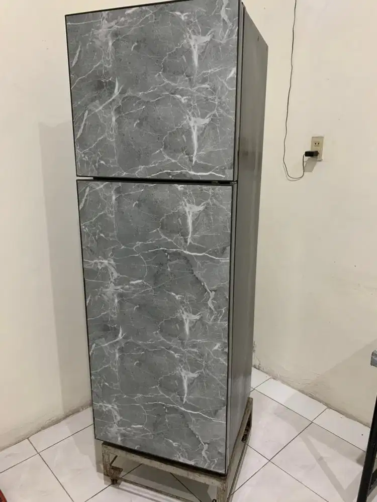 kulkas 2 pintu sharp