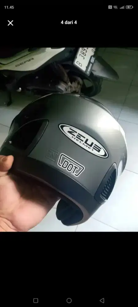 helm Zeus Zs 611 Solid