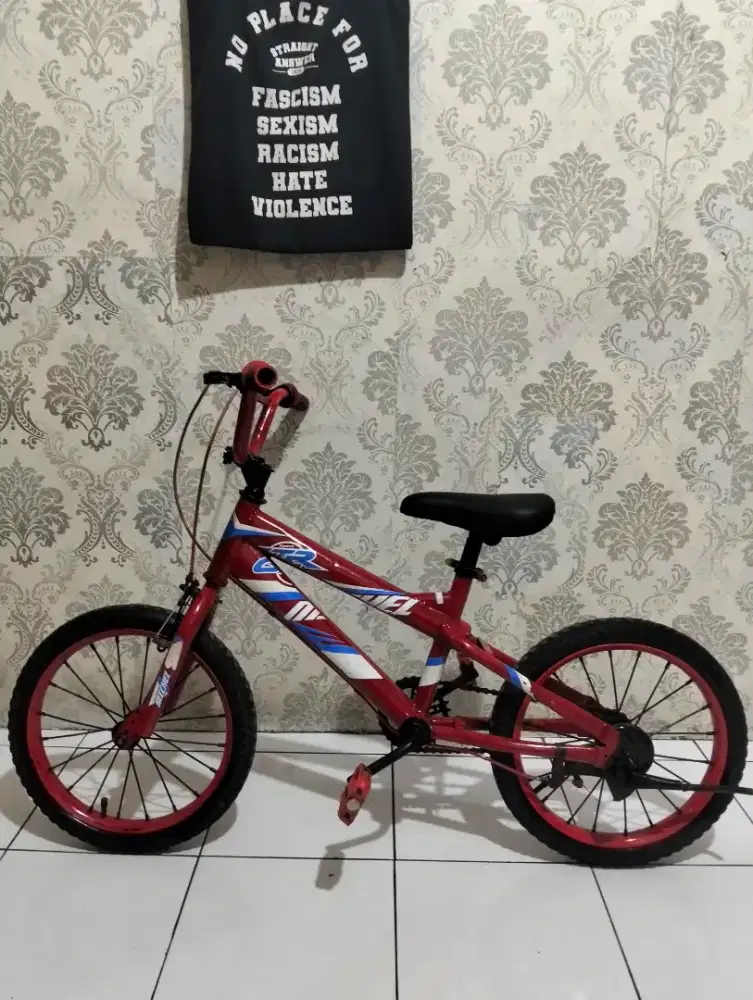 Sepeda BMX anak ukuran 16 untuk umur 4 sampai 7 tahun
