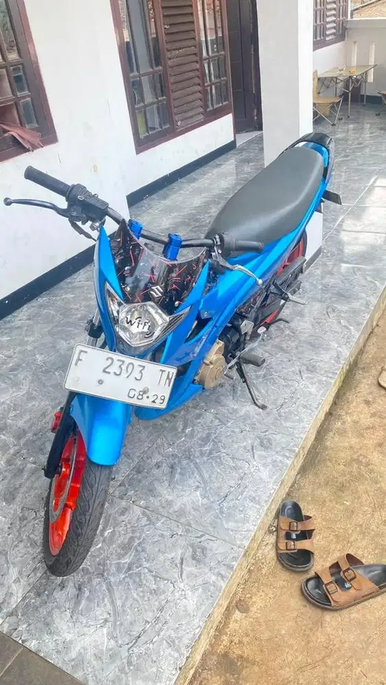 Dijual cepat motor kecil cc besar