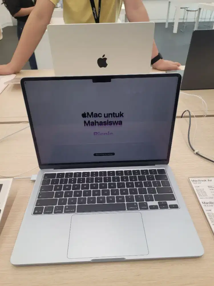 Promo MacBook M5 cicilan ringan tanpa DP tanpa biaya admin