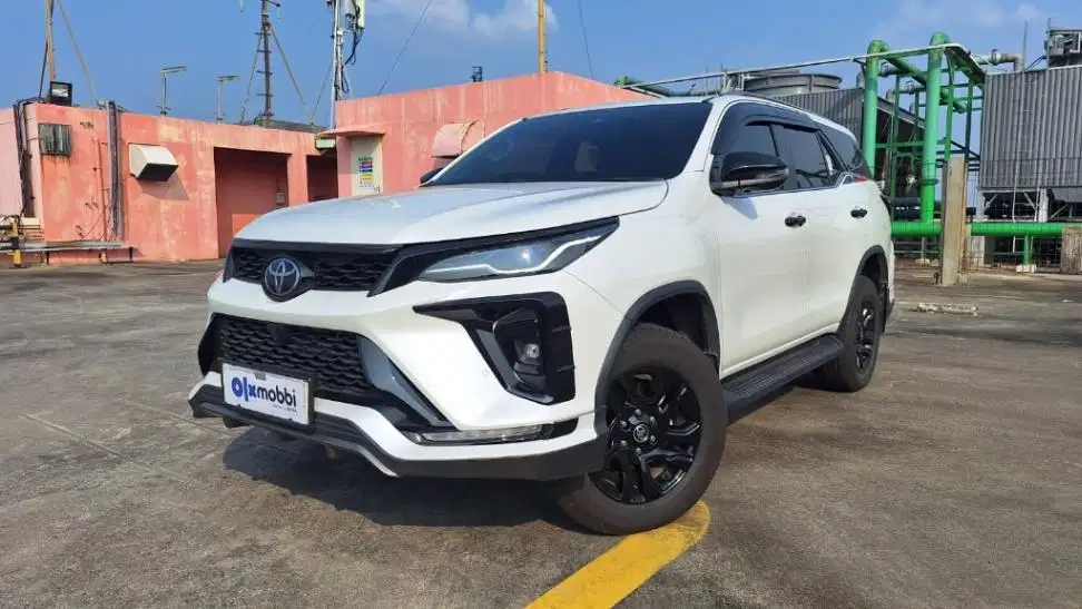 KM Rendah - Toyota Fortuner 2.8 VRZ TSS 4×2 Solar-AT 2024