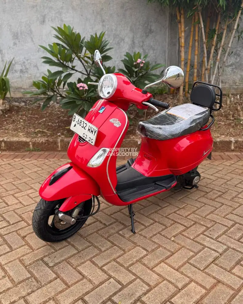 VESPA LX 150 3V 2013 TERMURAH
