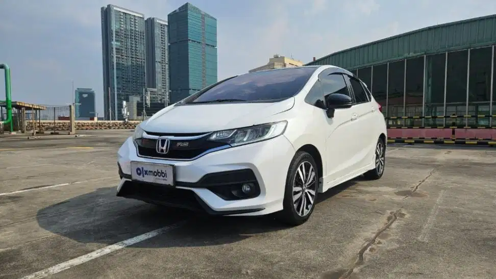 Pajak Panjang - Honda Jazz 1.5 RS Bensin-AT 2018