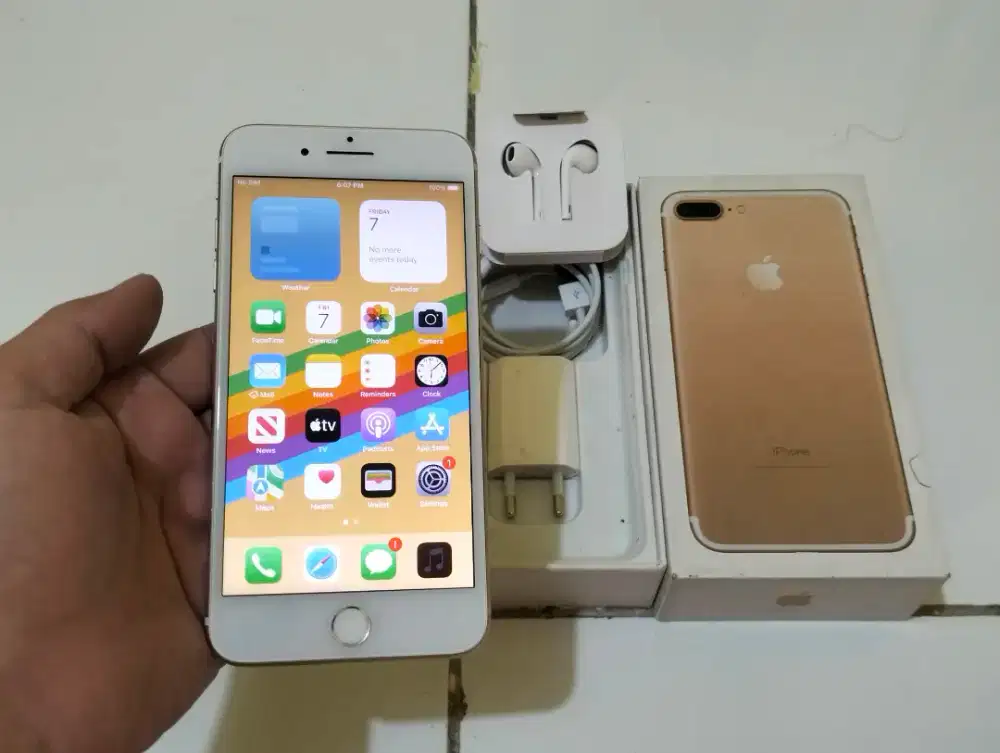 BUTUH UANG iPhone 7+ Plus 32GB GOLD 4G LTE ALL OPERATOR inter No Minus