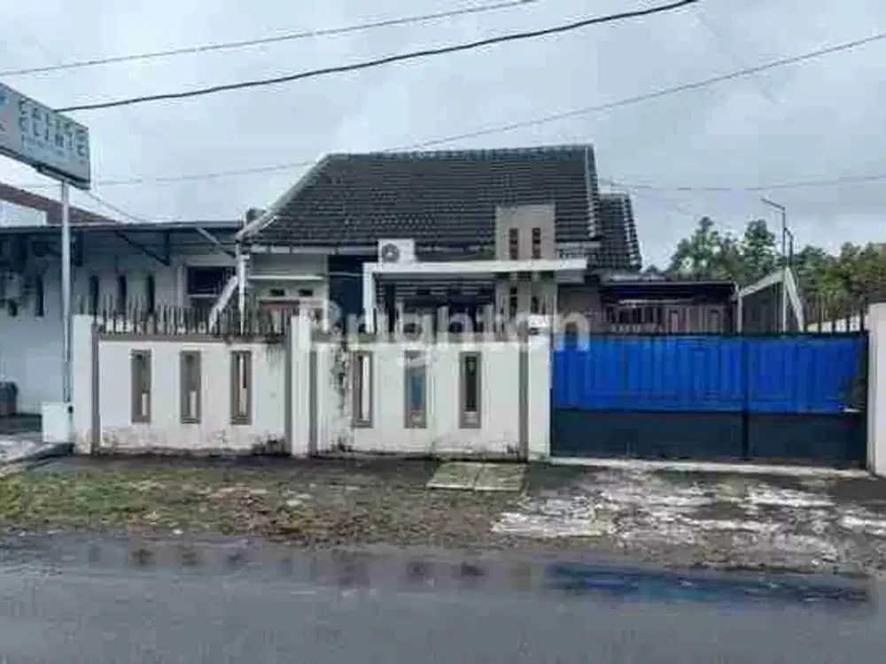 DIJUAL RUMAH FULL FURNISH SANGAT STRATEGIS 400 METER KE SD MODEL SLEMAN