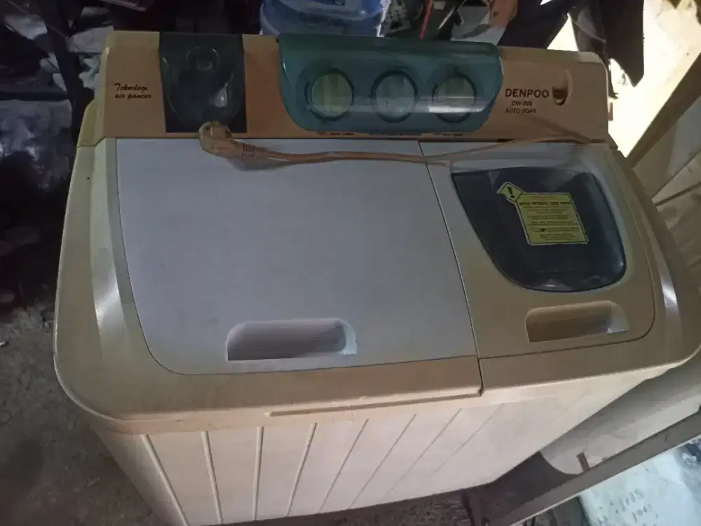 Mesin cuci 2tabung merk DENPOO DW-898
