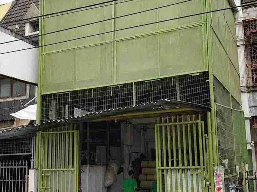 Jual Ruko / Rumah 3 Lantai Taman Ratu, Jakarta Barat