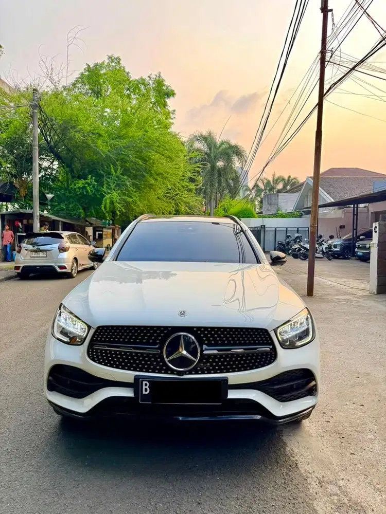 Mercedes Benz GLC 200 AMG LINE NIGHT EDITION