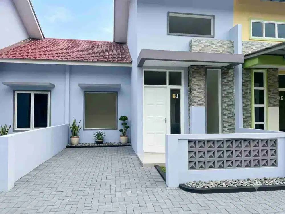 RUMAH DALAM KOMPLEK SIAP HUNI DEKAT POLDA SUMUT