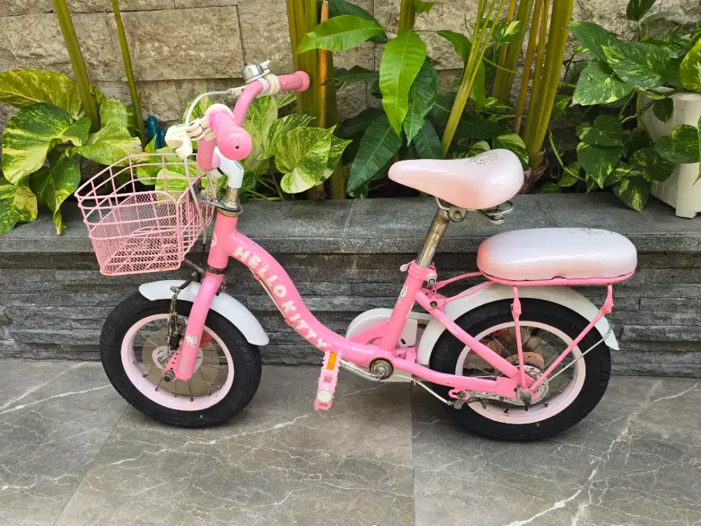 Sepeda anak element Hello Kitty