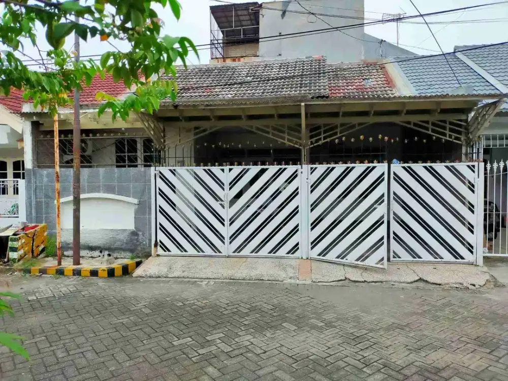 Disewakan rumah di Klampis Harapan