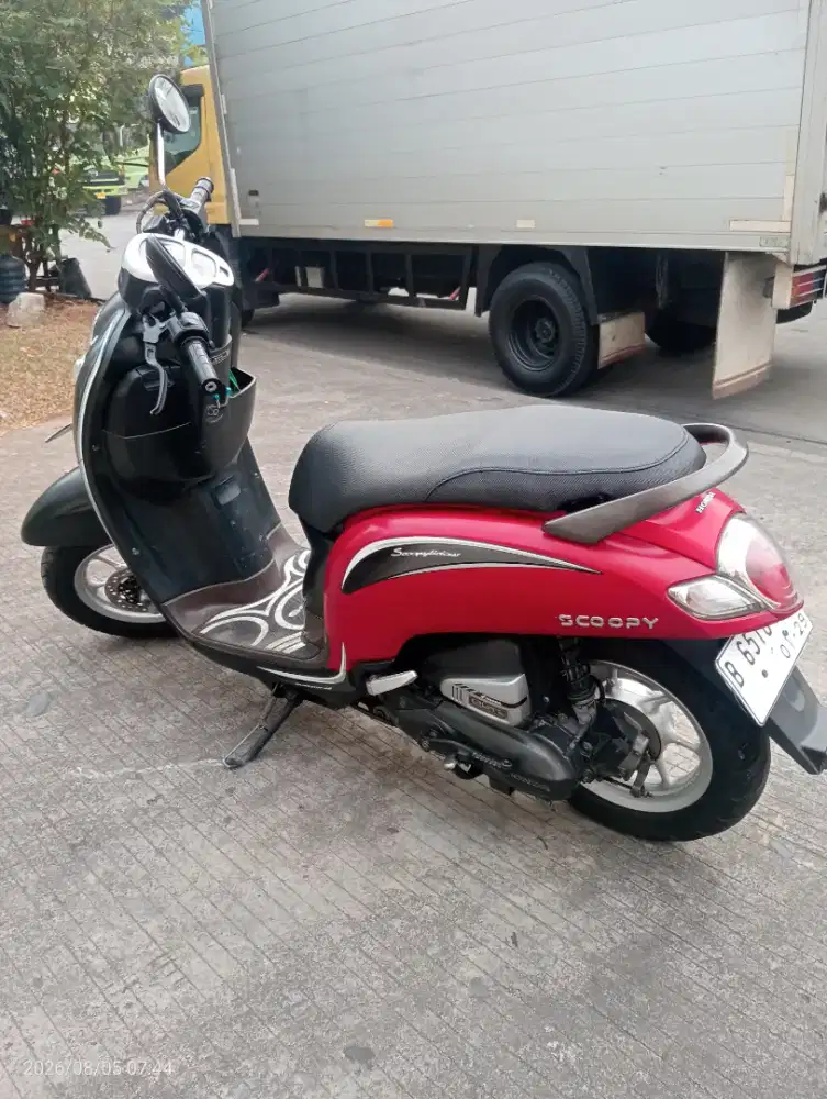 Honda Scoopy 2019 mesin body bagus