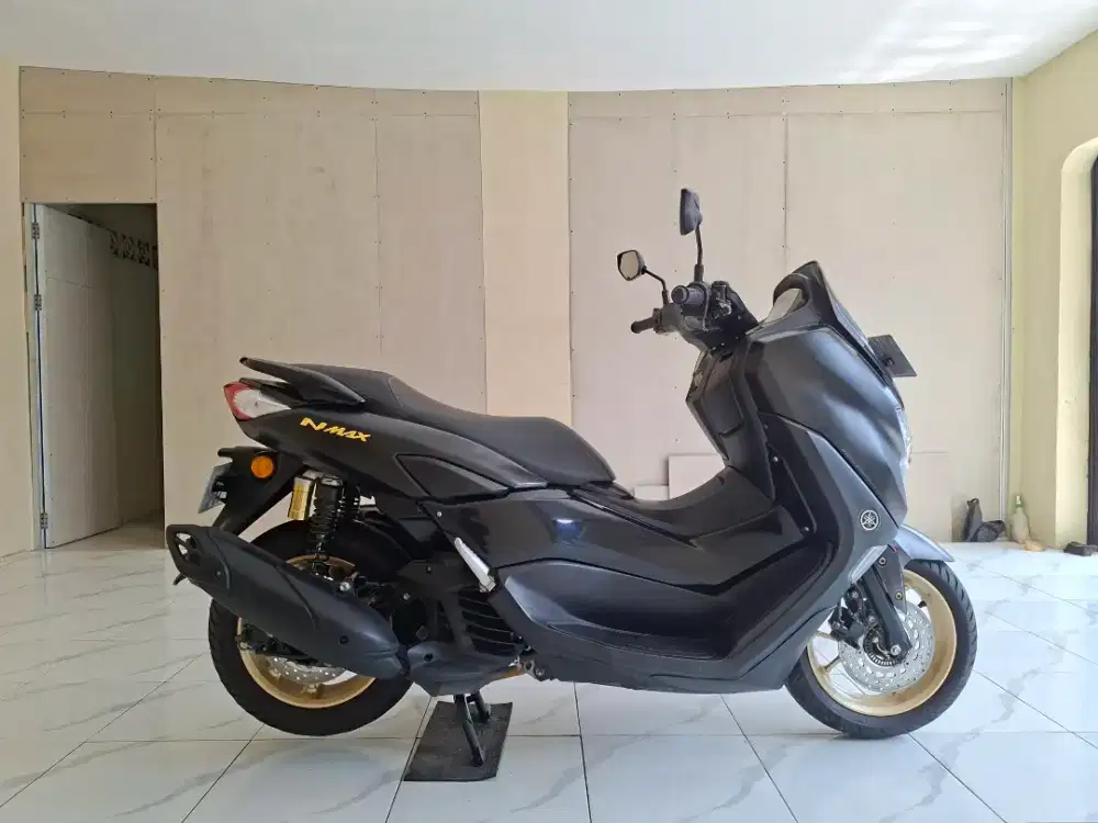 Yamaha Nmax New Keyless ABS MULUS (Pajak Hidup Panjang)