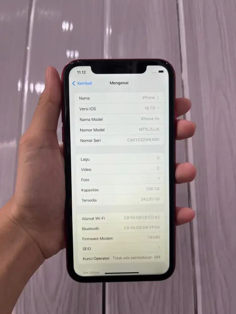 iPhone XR like new - 256Gb - 83%