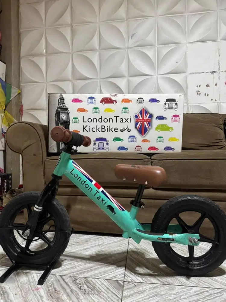 Balance bike, london taxi ori