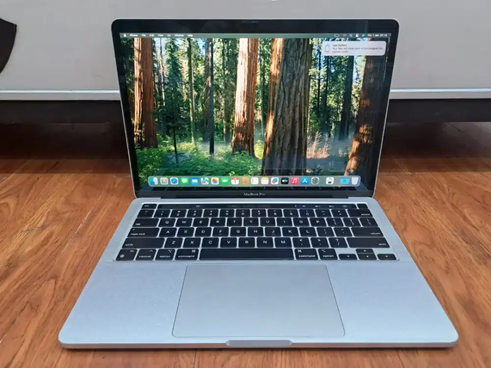 MacBook Pro TB M1 2020
Chip M1/RAM 8GB/SSD 512GB/CC 525 BH 87%