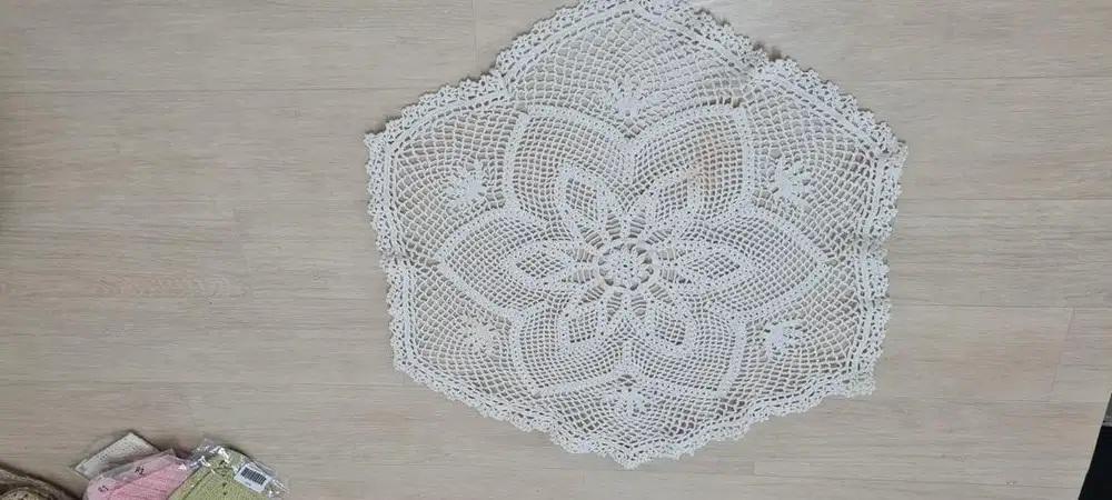 Taplak rajut handmade segienam premium