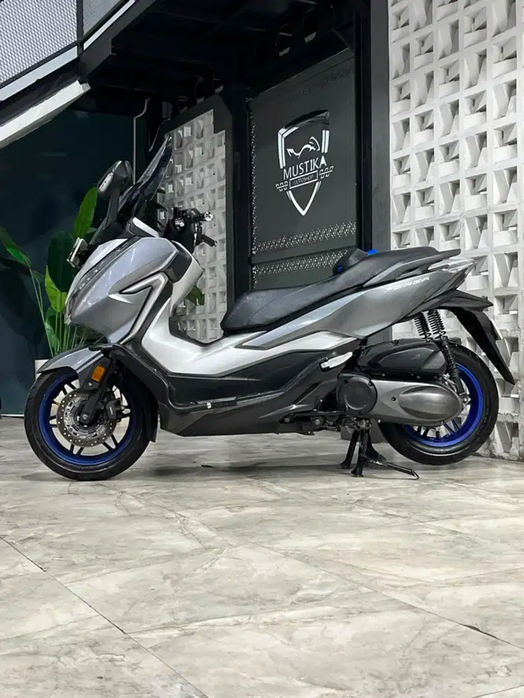 HONDA FORZA 250 2019 - Chintia Mustika