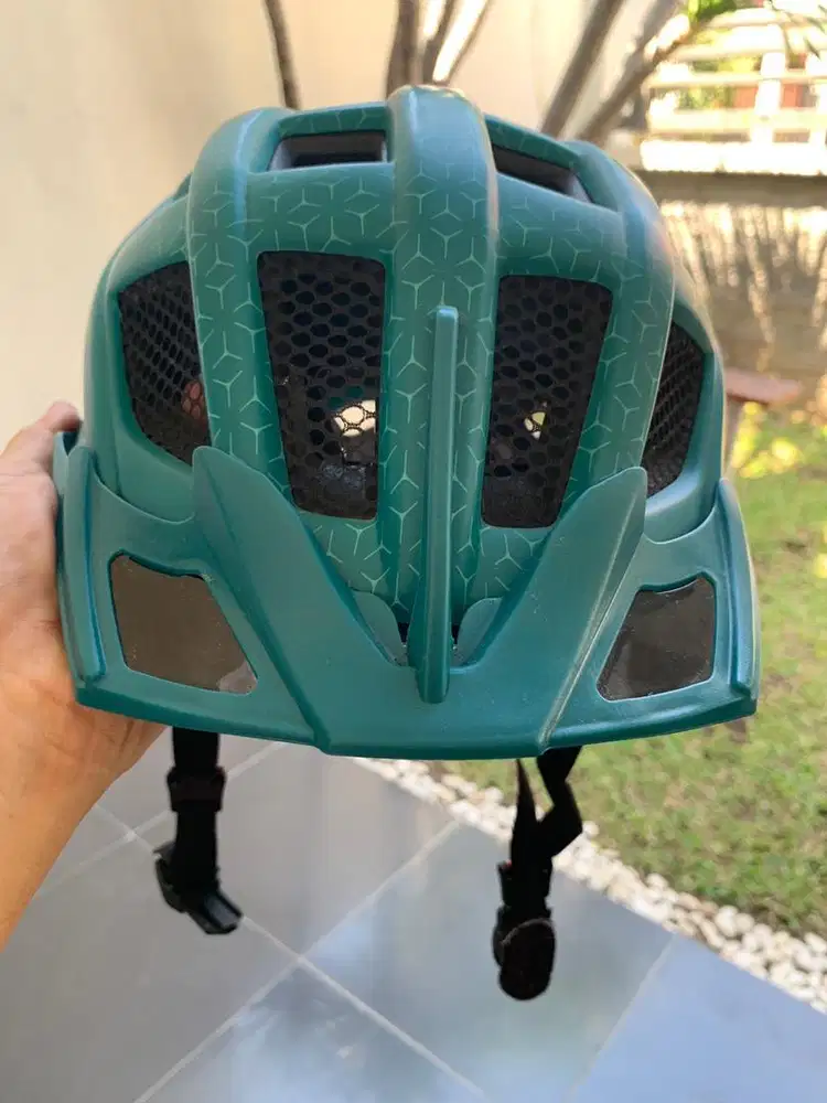 Helm sepeda KED german