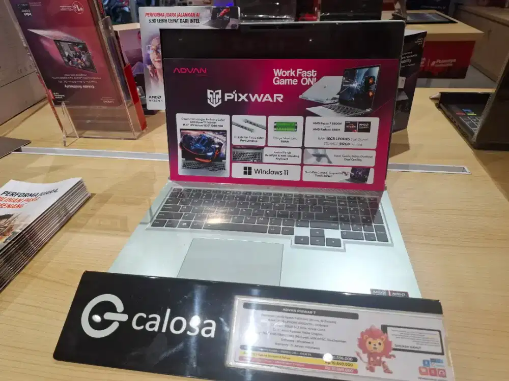 Advan Pixwar T AMD Ryzen 7 8745HS