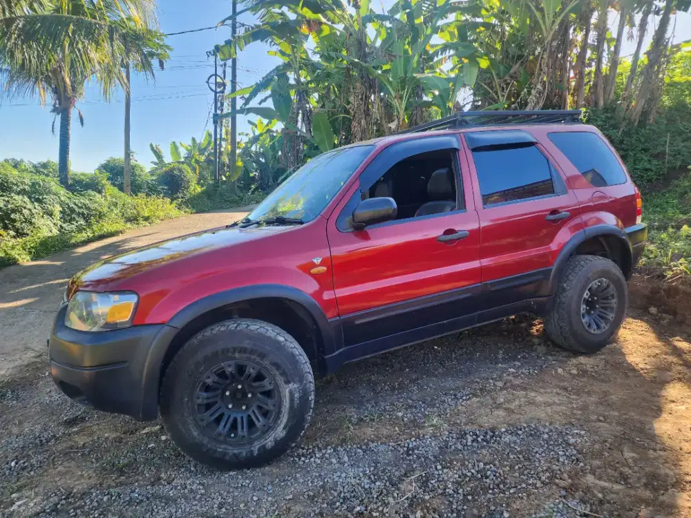 Ford Escape XLT  3.0L