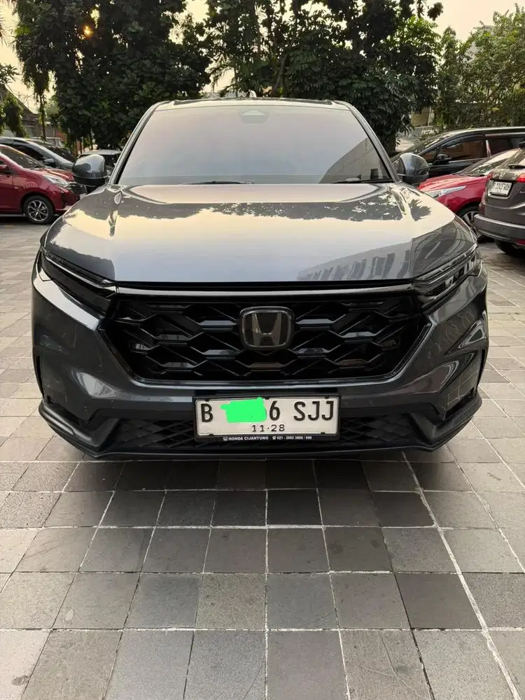 Honda CR-V 1.5 Turbo AT Sensing, Abu-Abu, Thn 2023 November