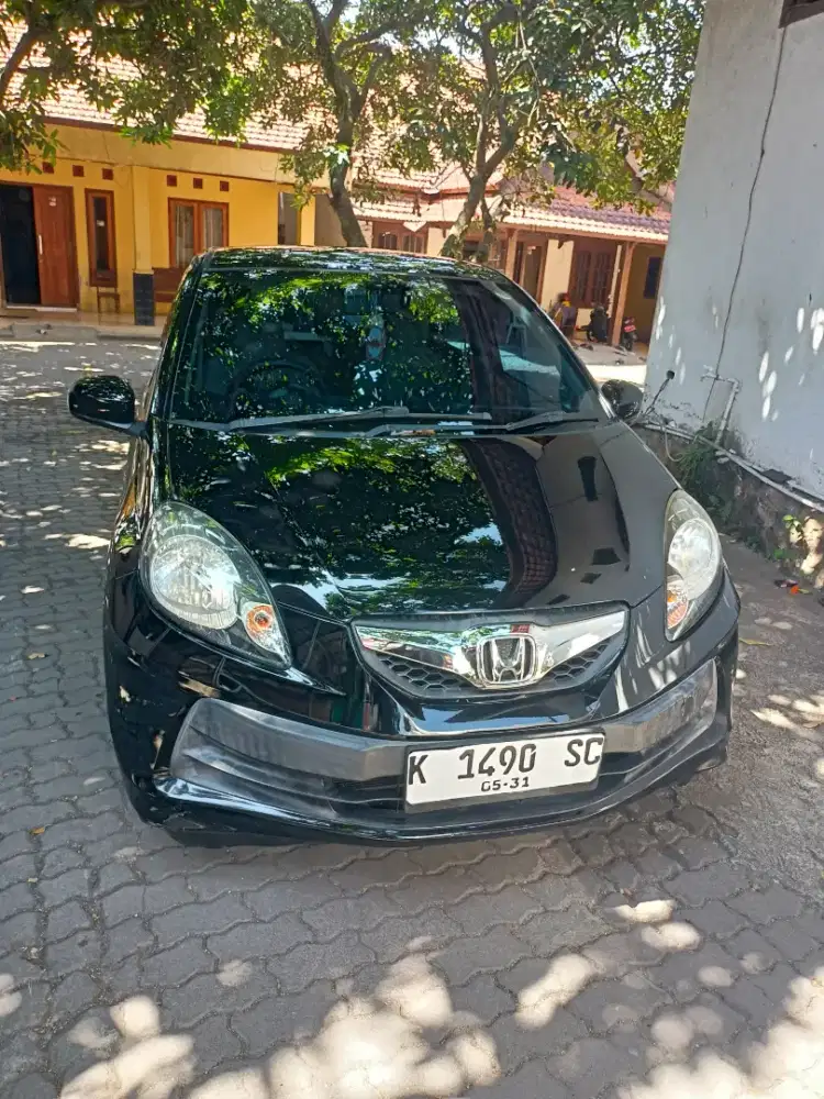 Jual Mobil Brio Satya S Manual tahun 2014