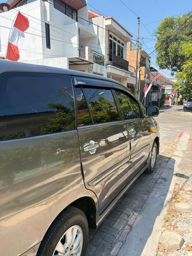Toyota Kijang Innova 2013 Bensin