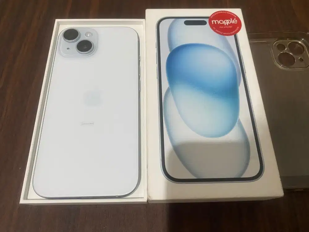 Iphone 15 128gb garansi resmi on