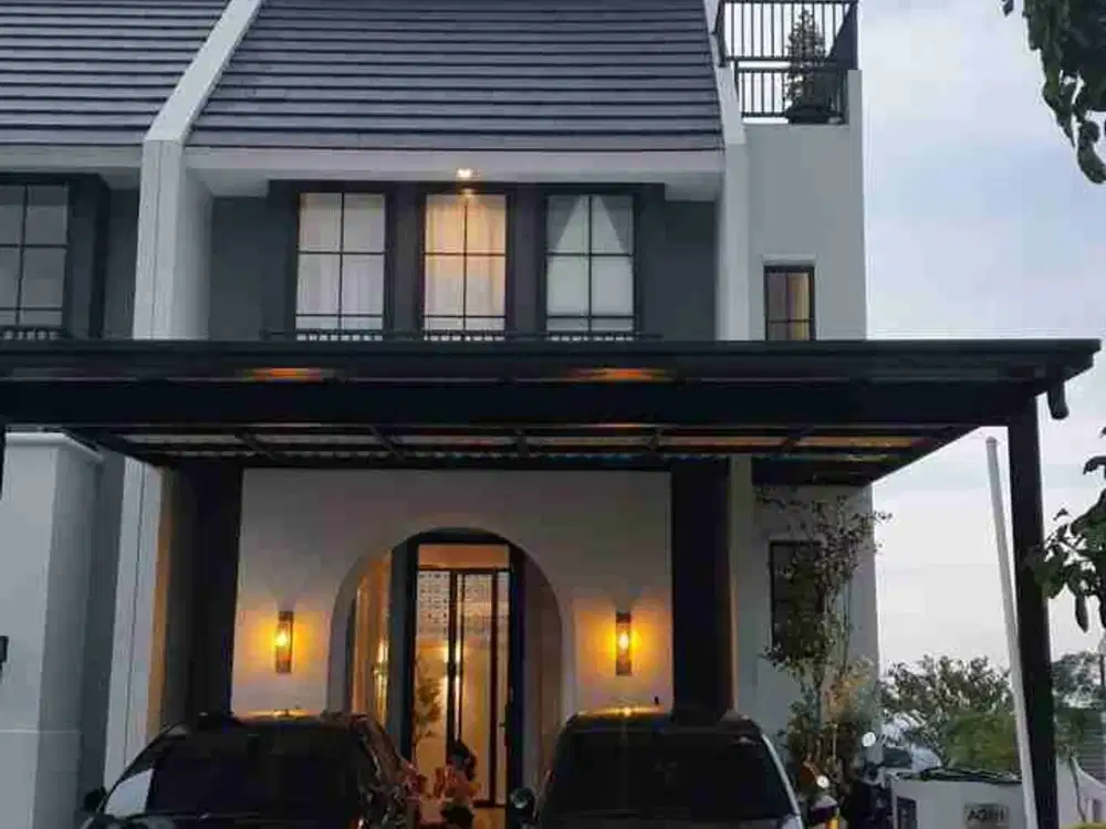 Rumah 3 Lantai Ada Rooftop Pemandangan City View di Citragrand Semarang