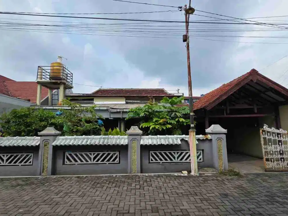 Rumah Cocok Untuk Usaha Kos di Pusponjolo Semarang Barat